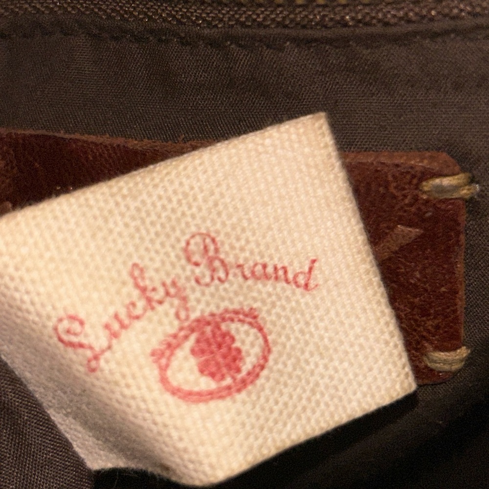 Vintage  Lucky Brand Abby lamb leather fold over messenger bag - Picture 6 of 14